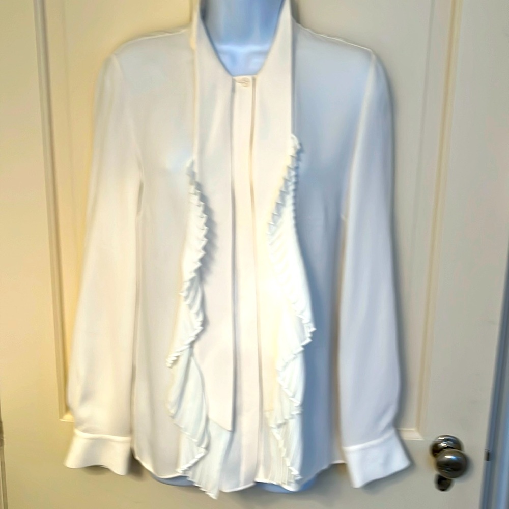 Lafayette 148 100% Silk Women’s Blouse w/tie neck, Cream Size S